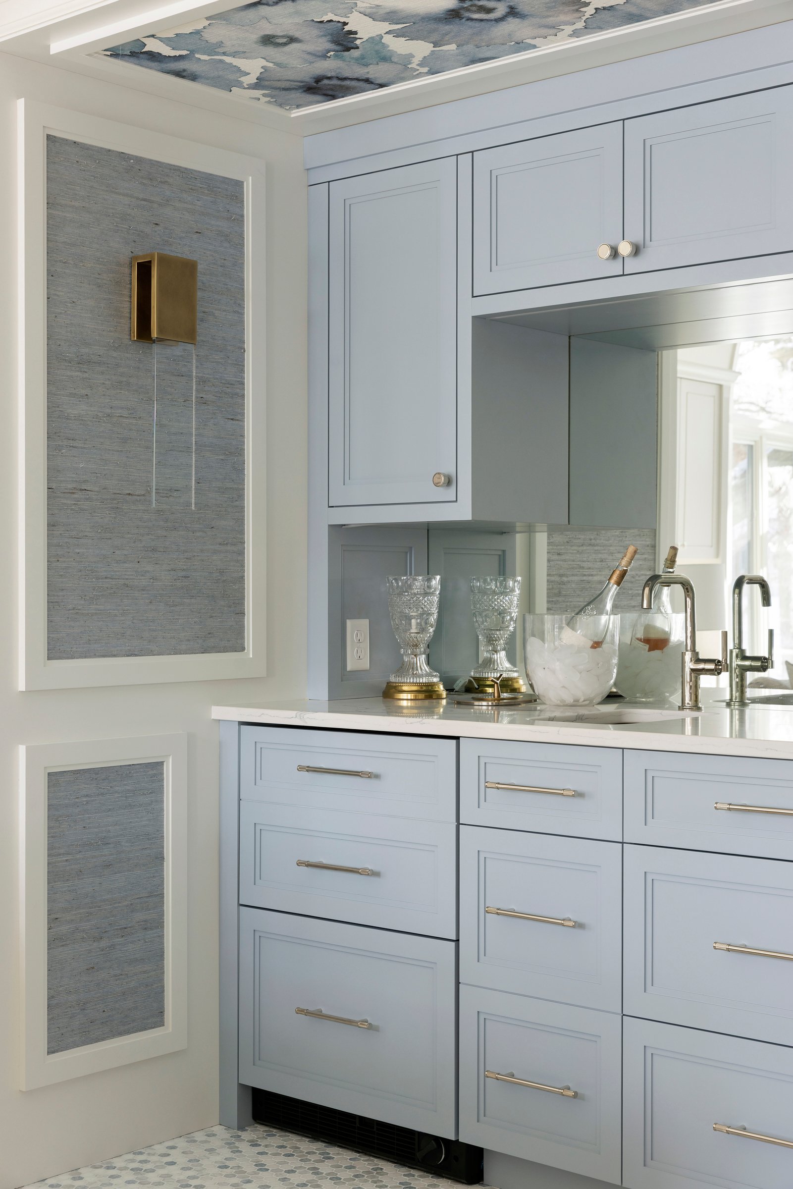 a home in blue tones 3