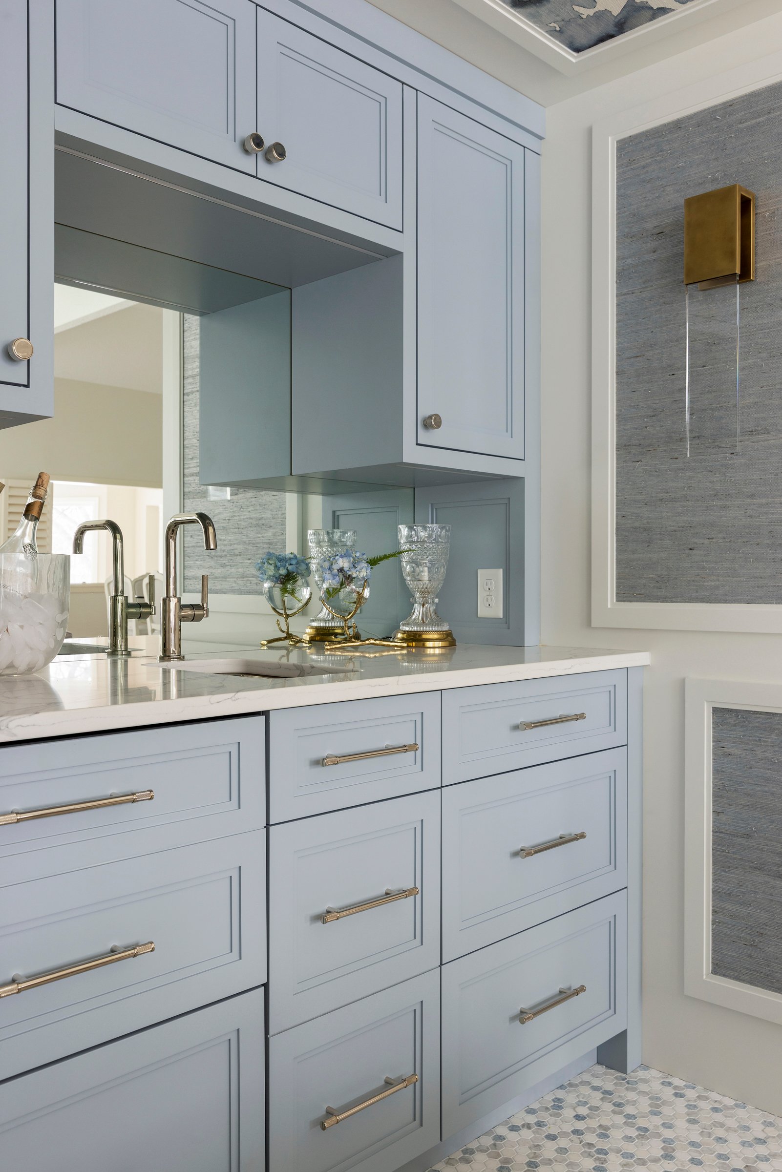 a home in blue tones 4