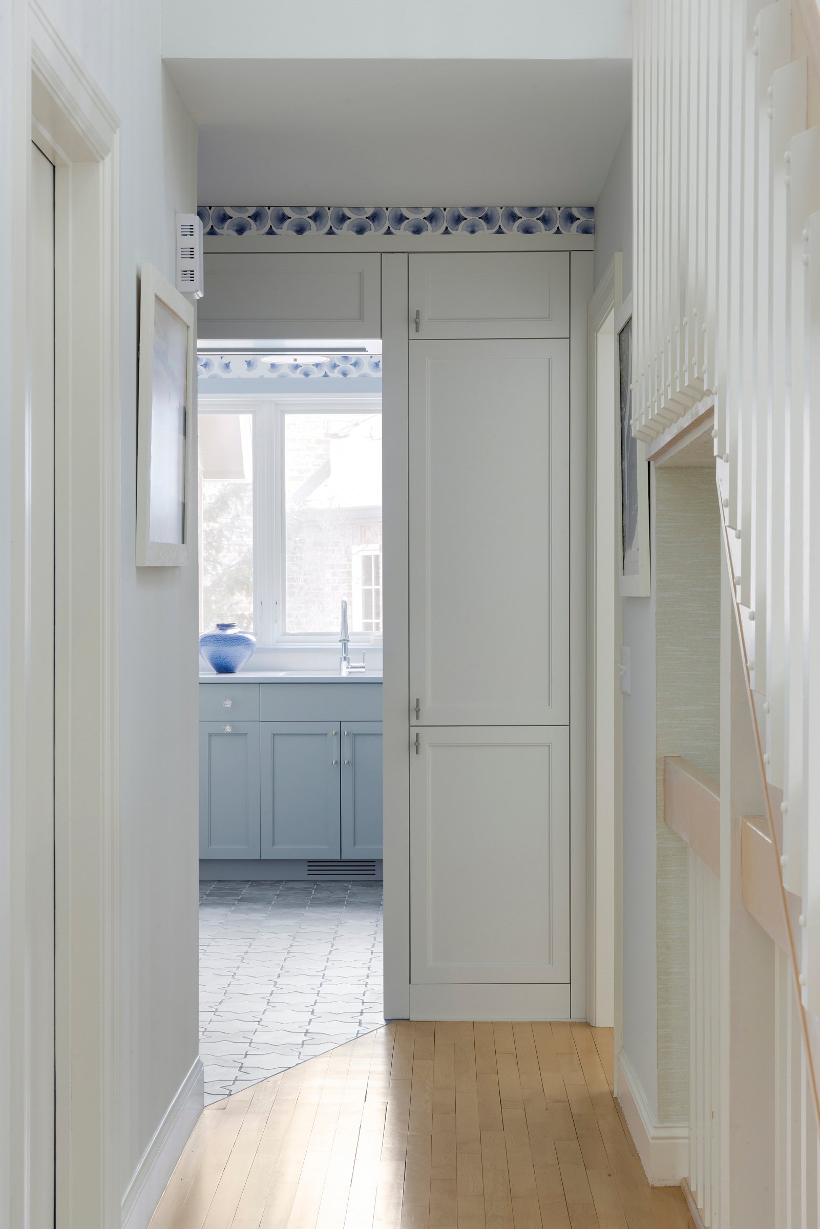 a home in blue tones 7