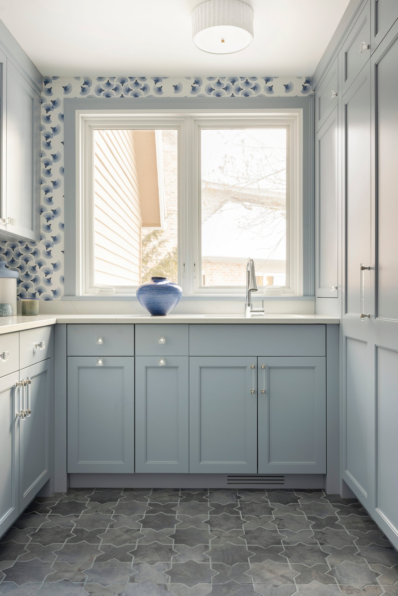 a home in blue tones 10