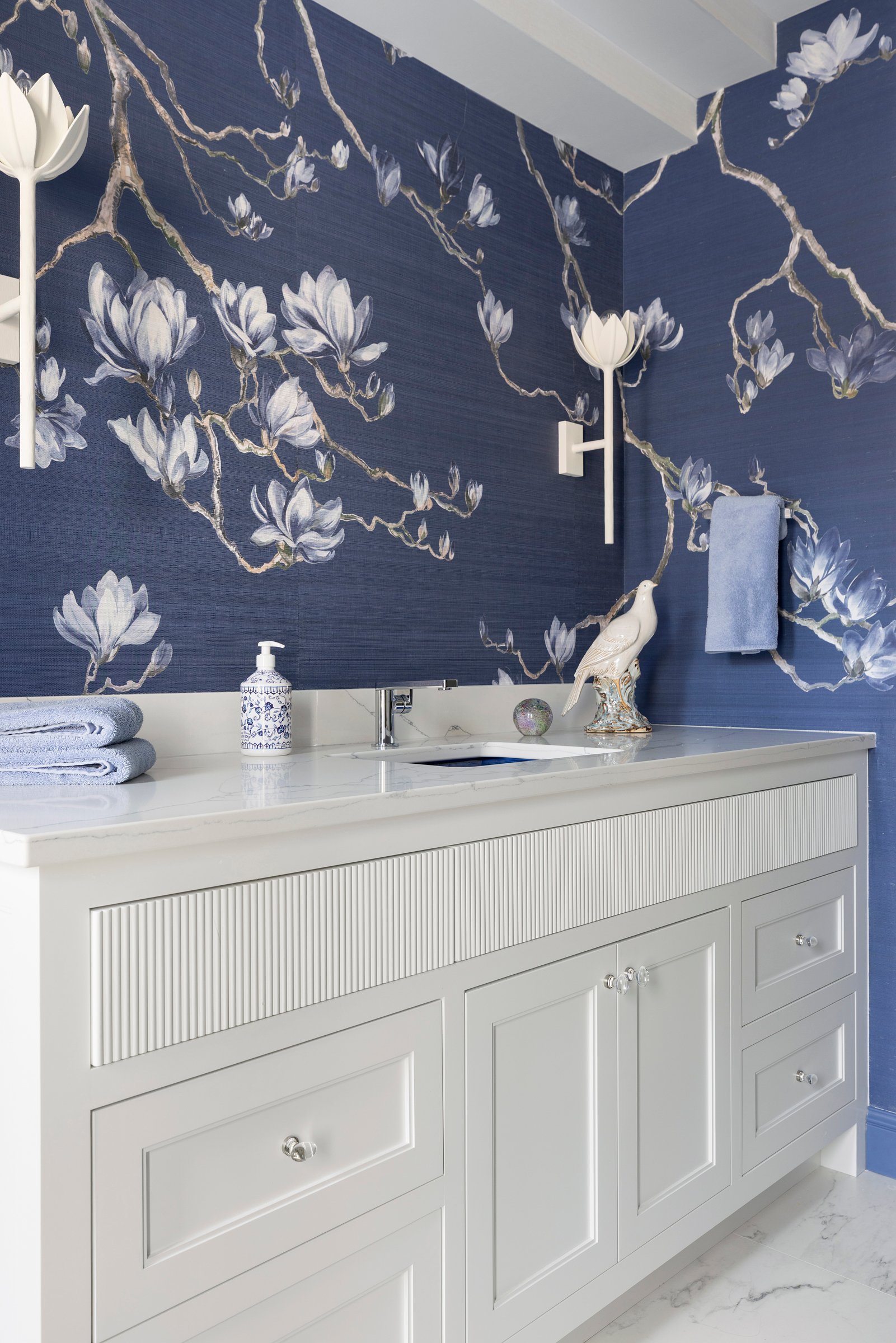 a home in blue tones 16